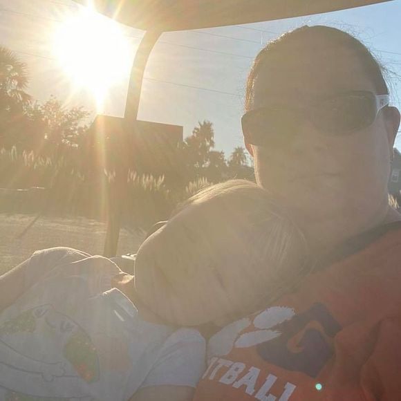 Meet your Posher, Stephanie - Picture 1 of 1